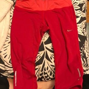 Nike crop leggings